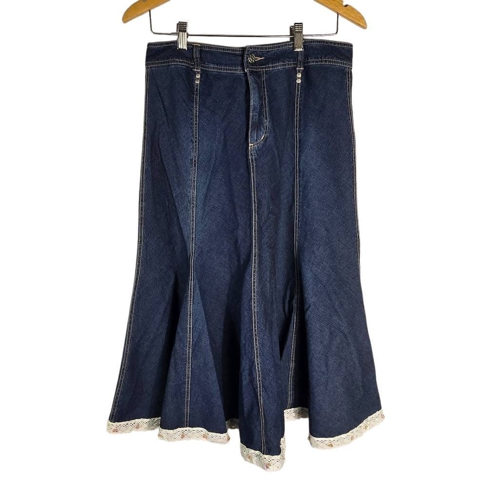 Live a Little Denim Skirt with Lace Hem Y2k Size 10